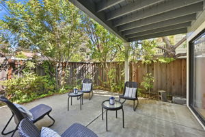 031_F8_4943 Conway Terrace