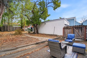  Photo 31