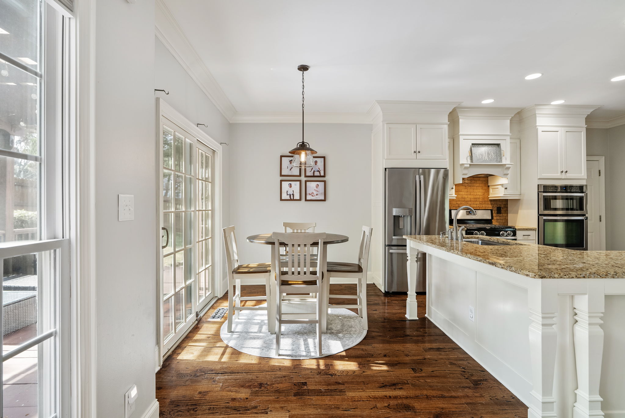  Photo 14