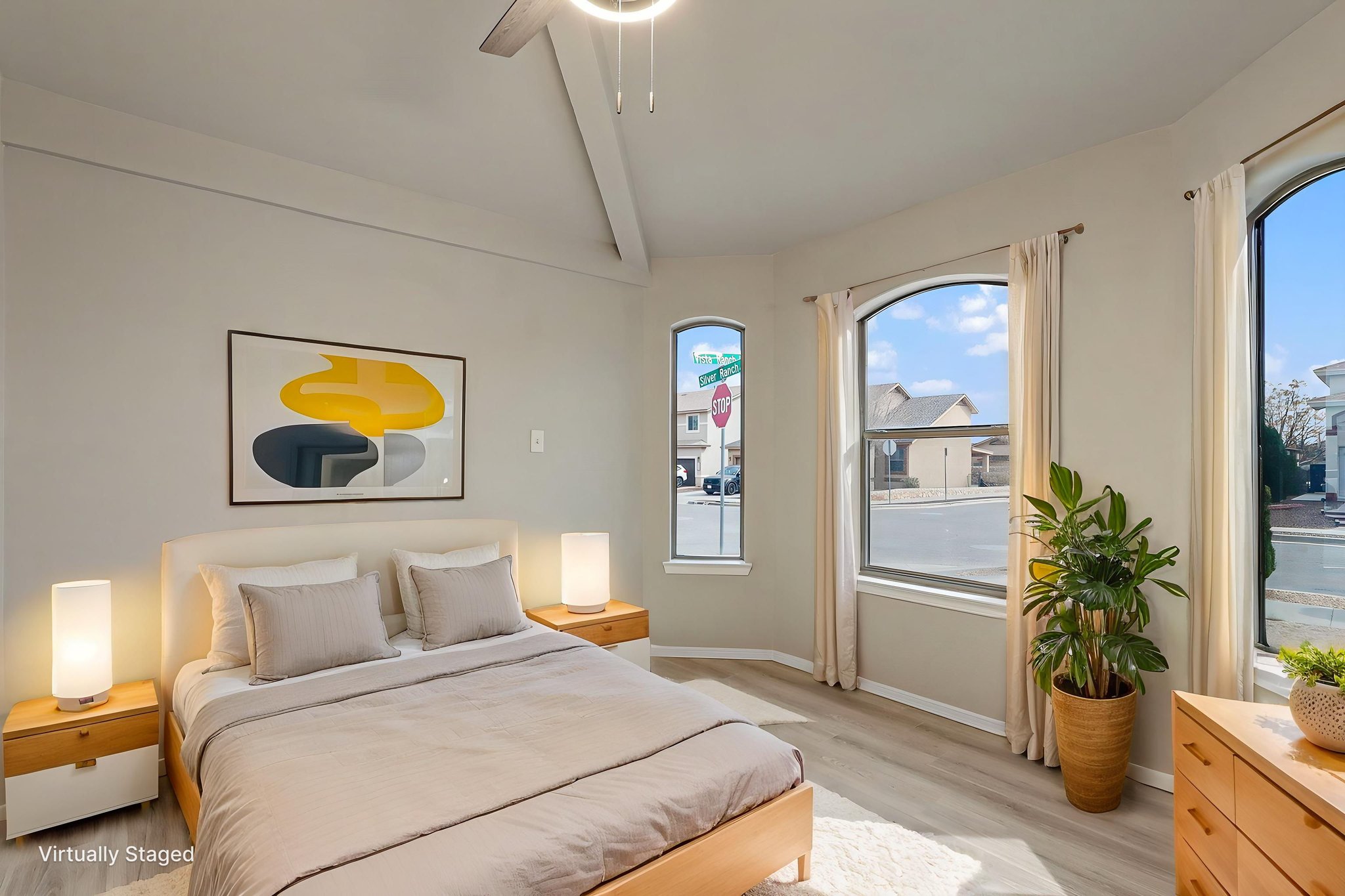 IMG_0546 virtually staged.jpeg
