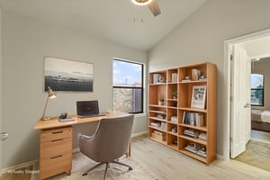 IMG_0561 virtually staged.jpeg