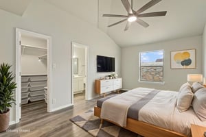 IMG_0666 virtually staged.jpeg