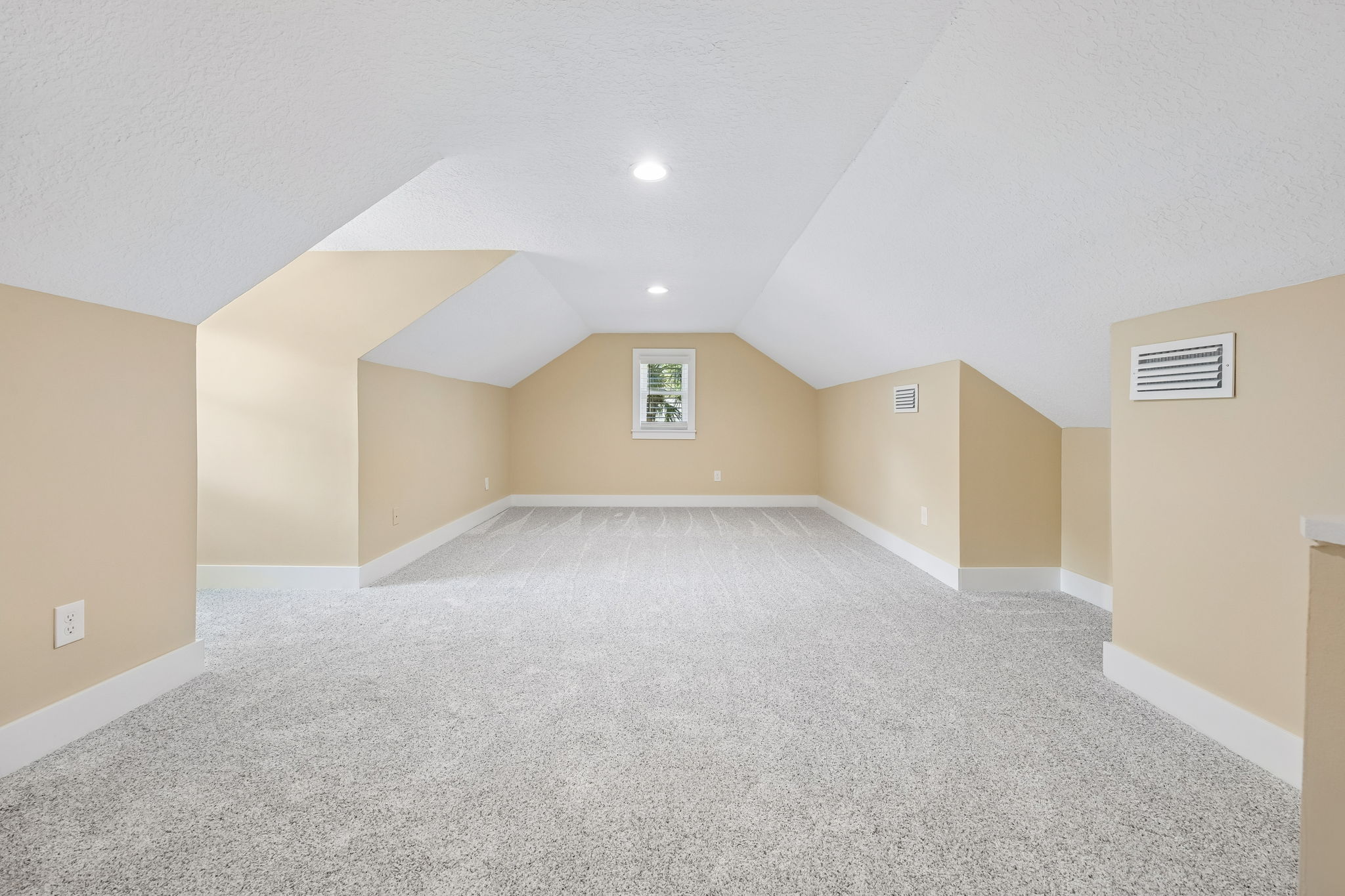 Bonus Room