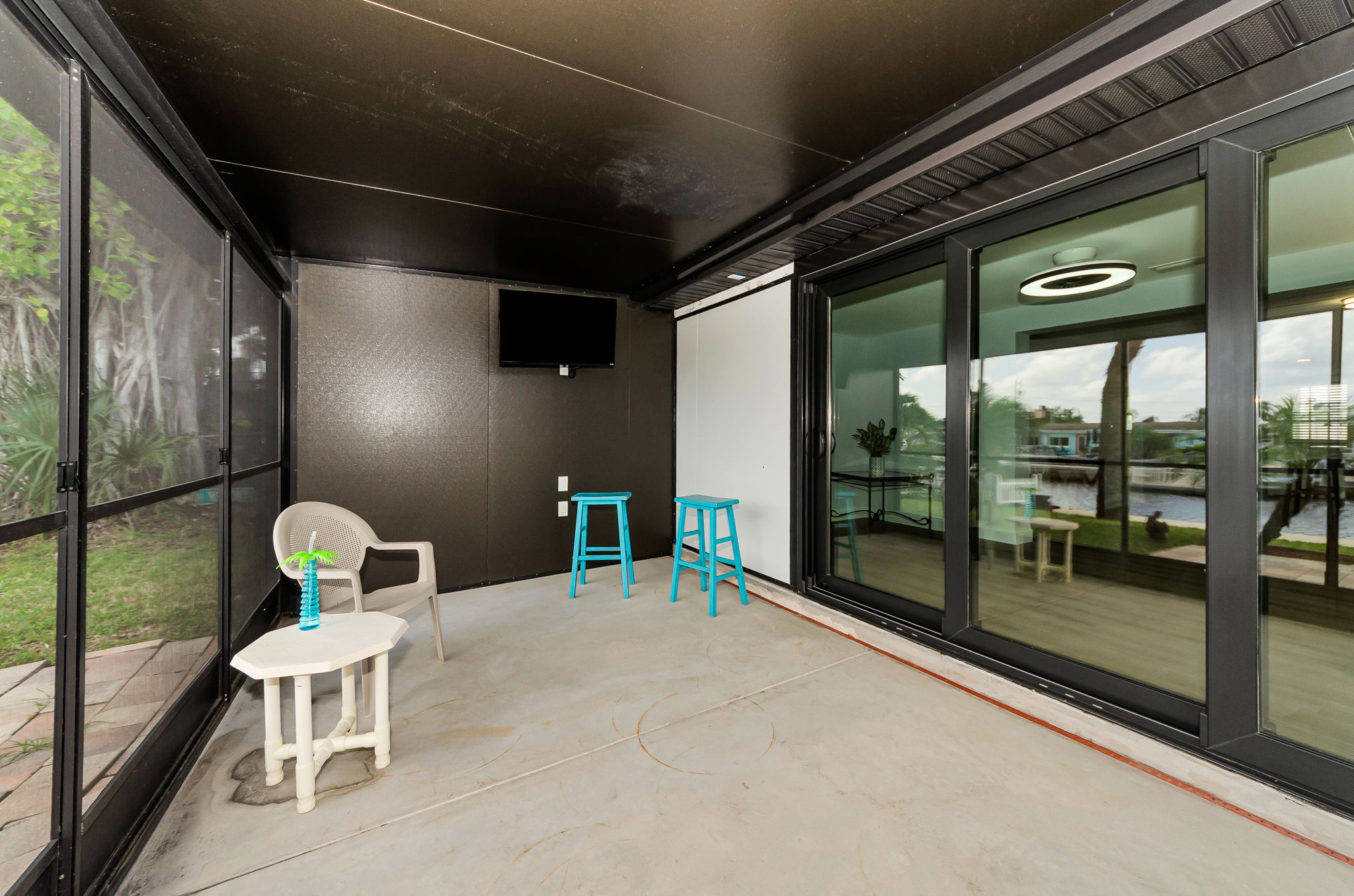 Sun Room3