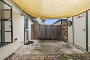  Photo 24
