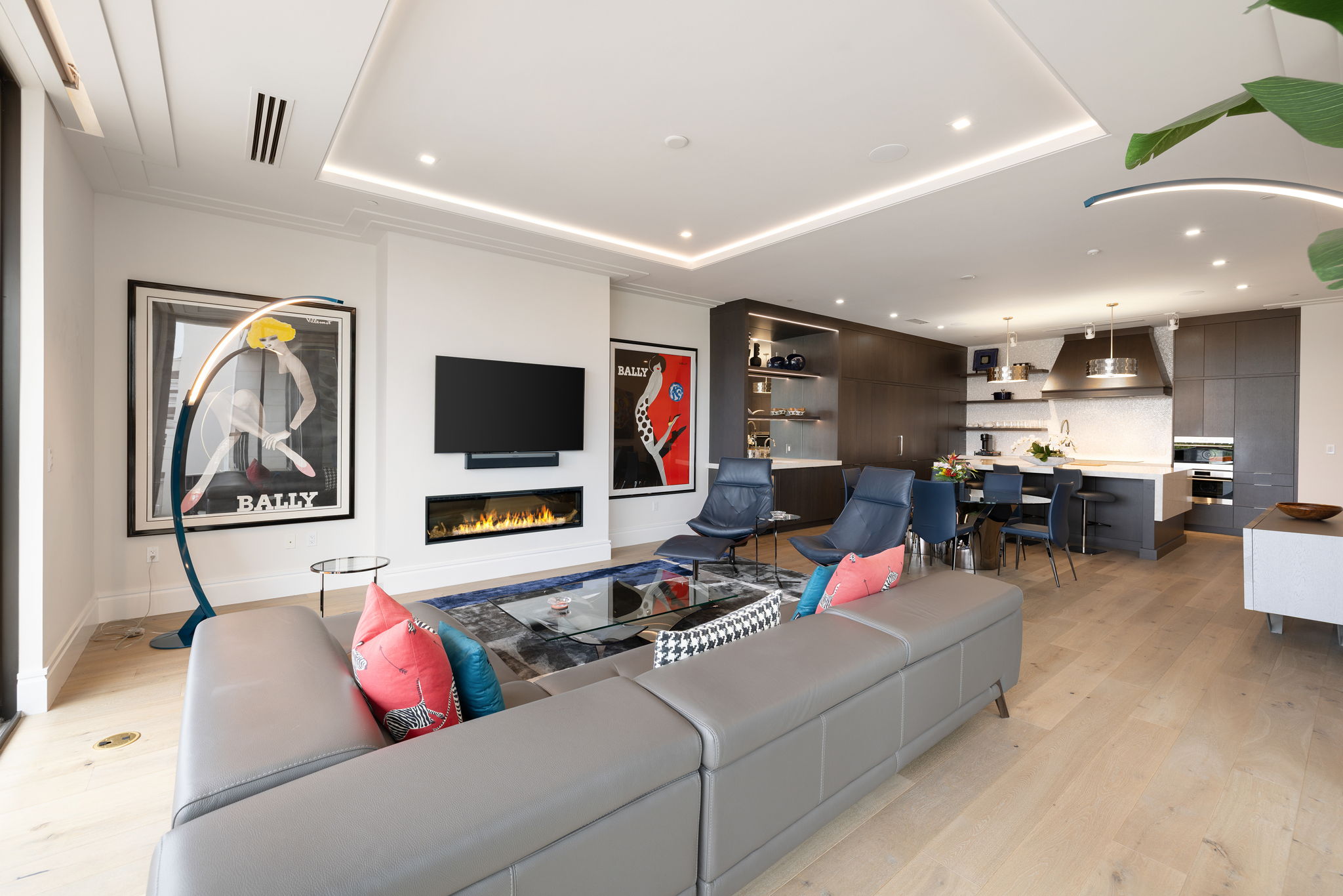 Great Room, Dining & Kitchen