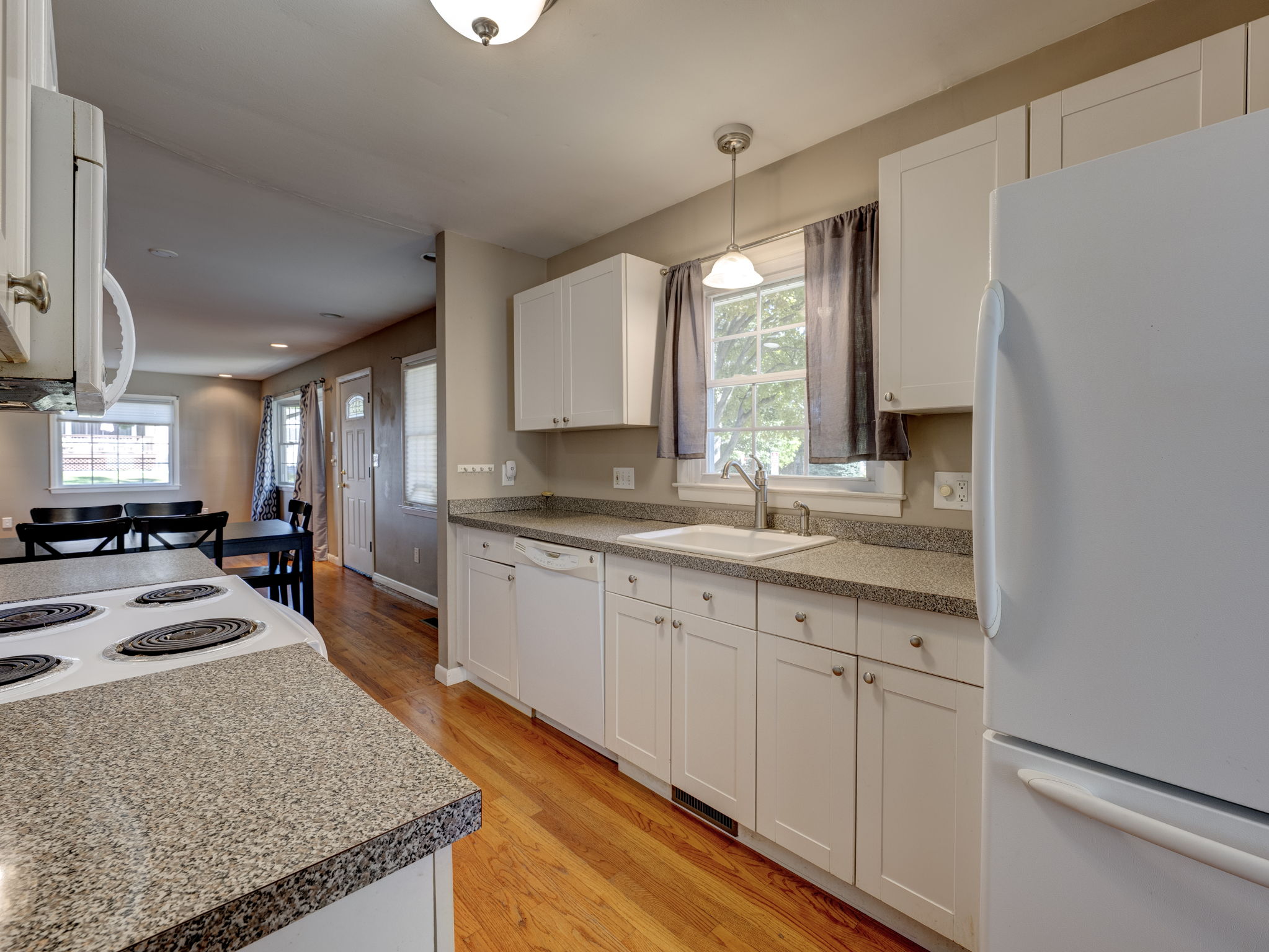  Photo 23