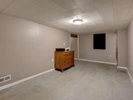  Photo 37