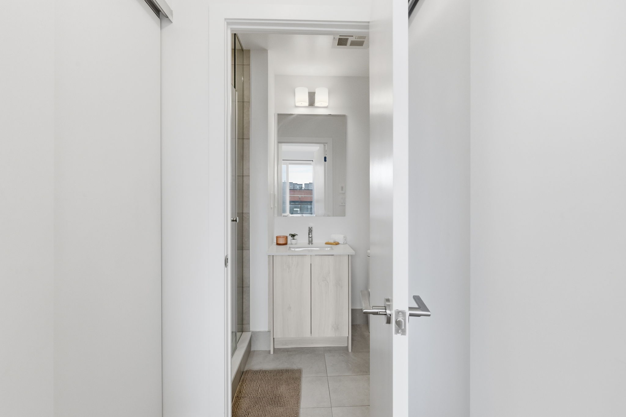 Property in Toronto — delivered property photograph 16