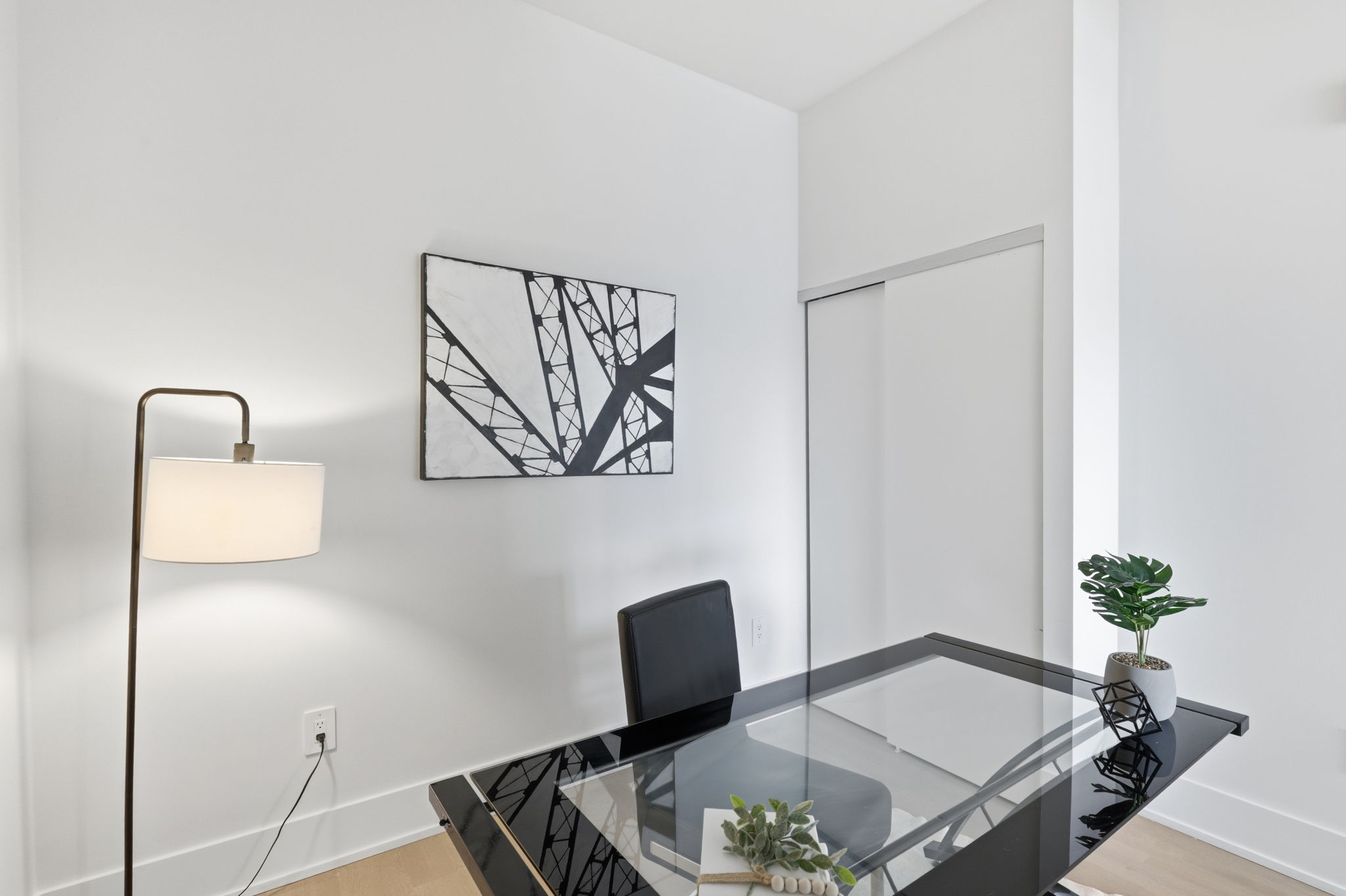 Property in Toronto — delivered property photograph 19