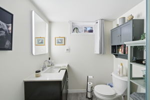  Photo 44