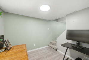  Photo 49