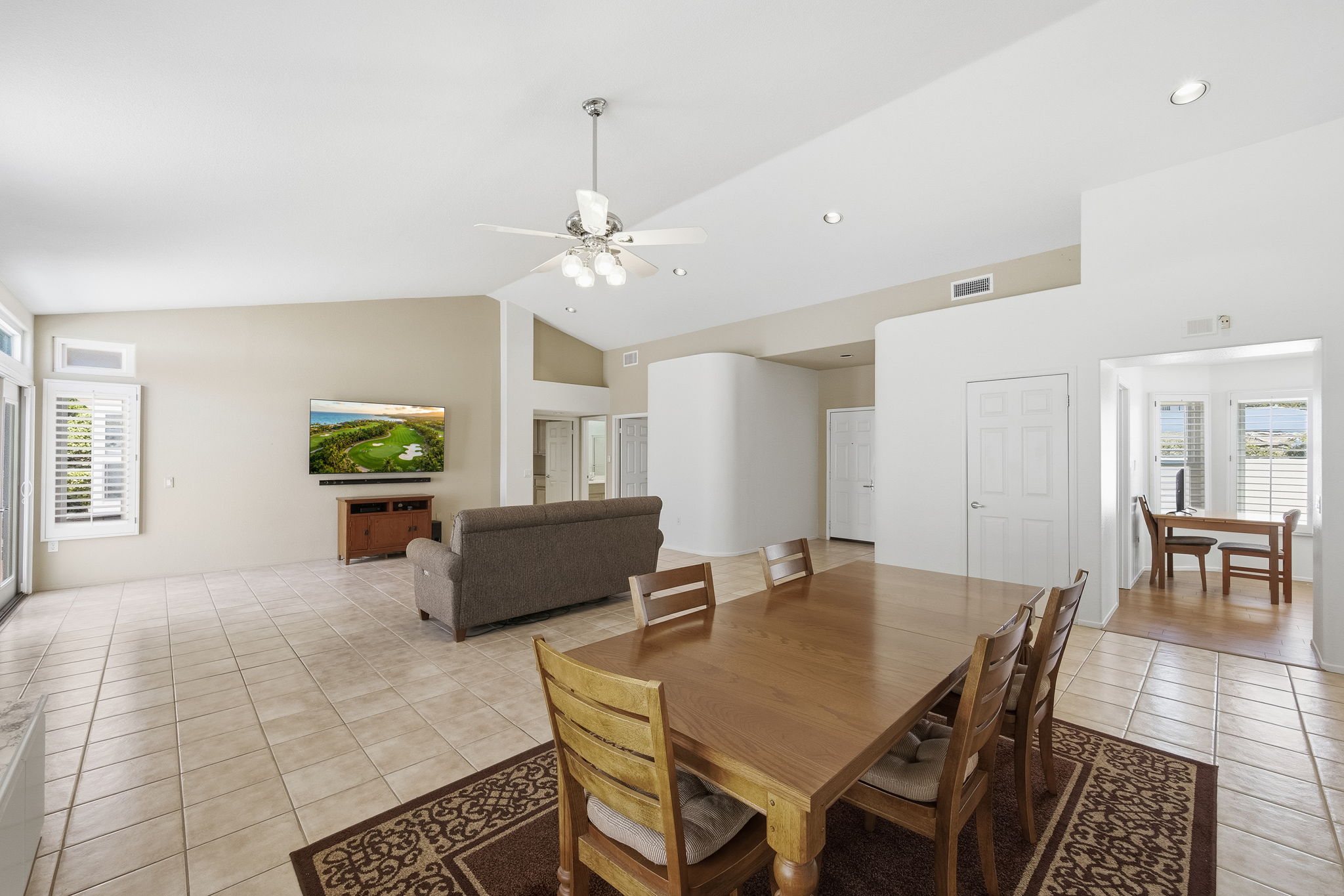Living Room (3)-Edit