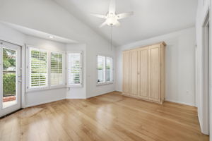 Bedroom 2 (2)