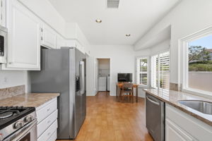 Kitchen (4)