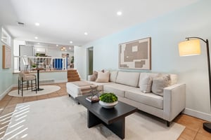 Cornwall Dr-S1206-032.jpg