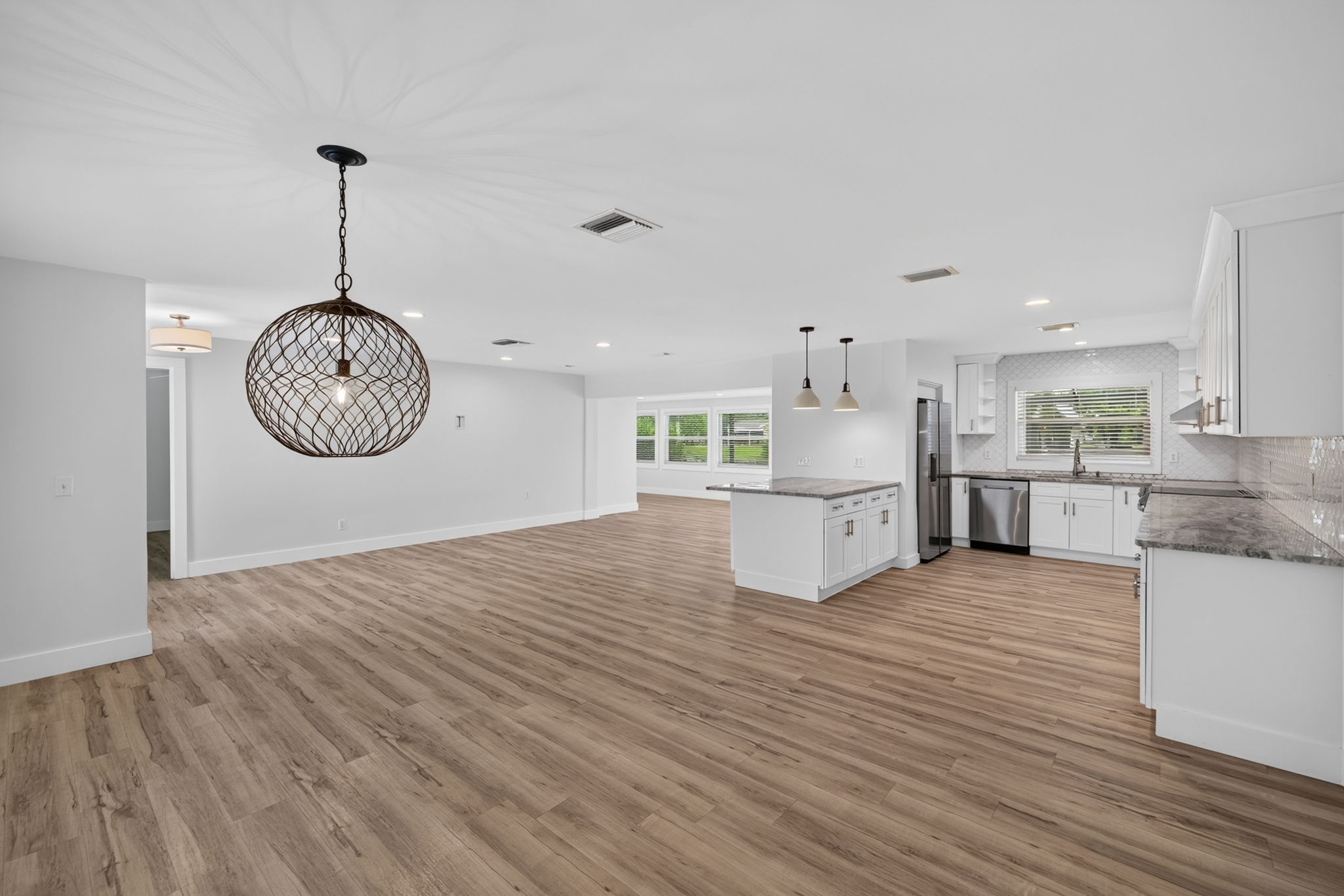 Dining Room 3 of 3