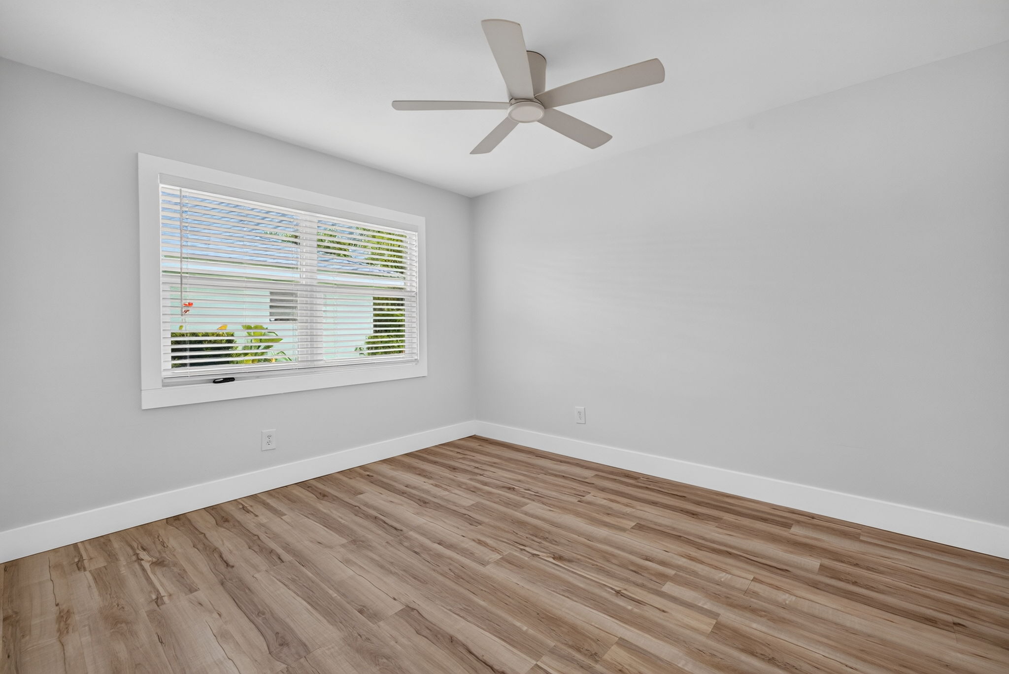 Guest Bedroom 2 - 1 of 2