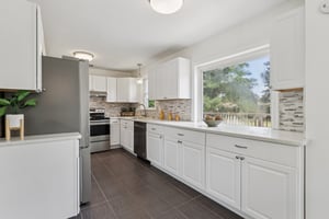 Hudson Dr-S0909-009.jpg