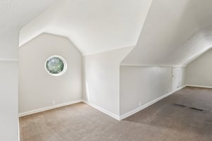 Hudson Dr-S0909-022.jpg