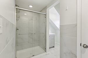 Hudson Dr-S0909-025.jpg