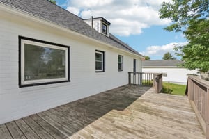 Hudson Dr-S0909-030.jpg