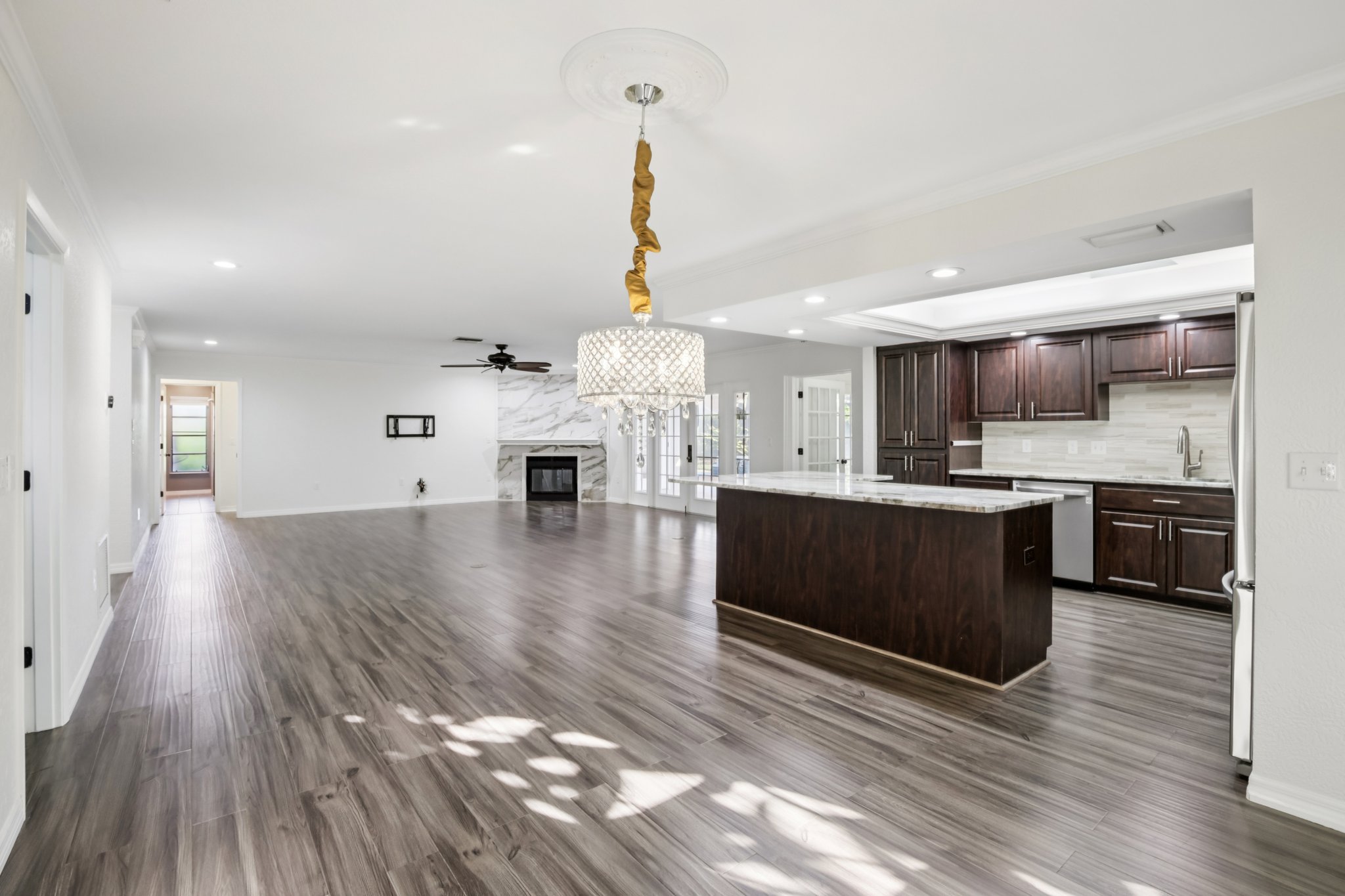 Southern Wood Dr-S2112-014.jpg