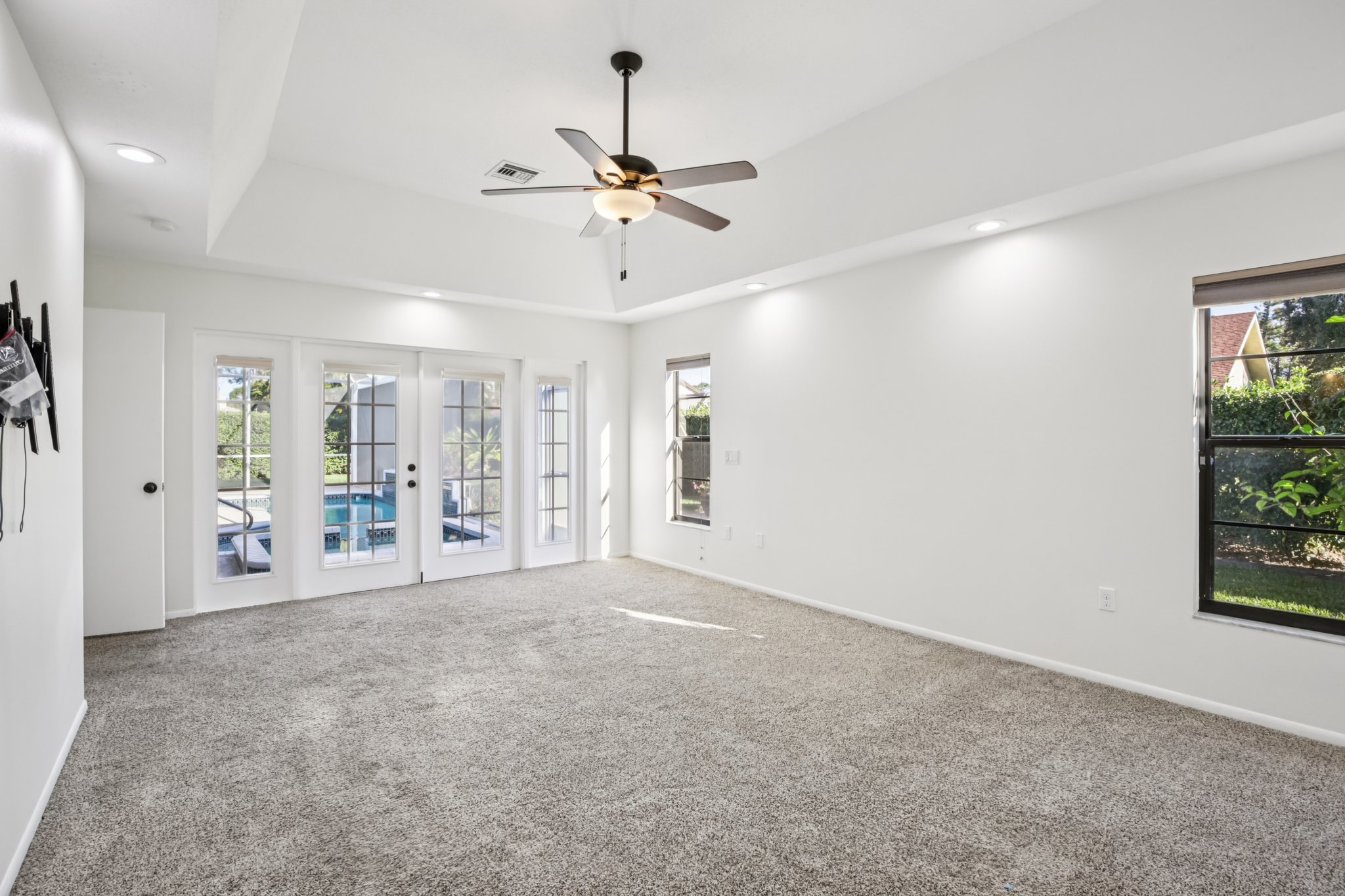 Southern Wood Dr-S2112-024.jpg