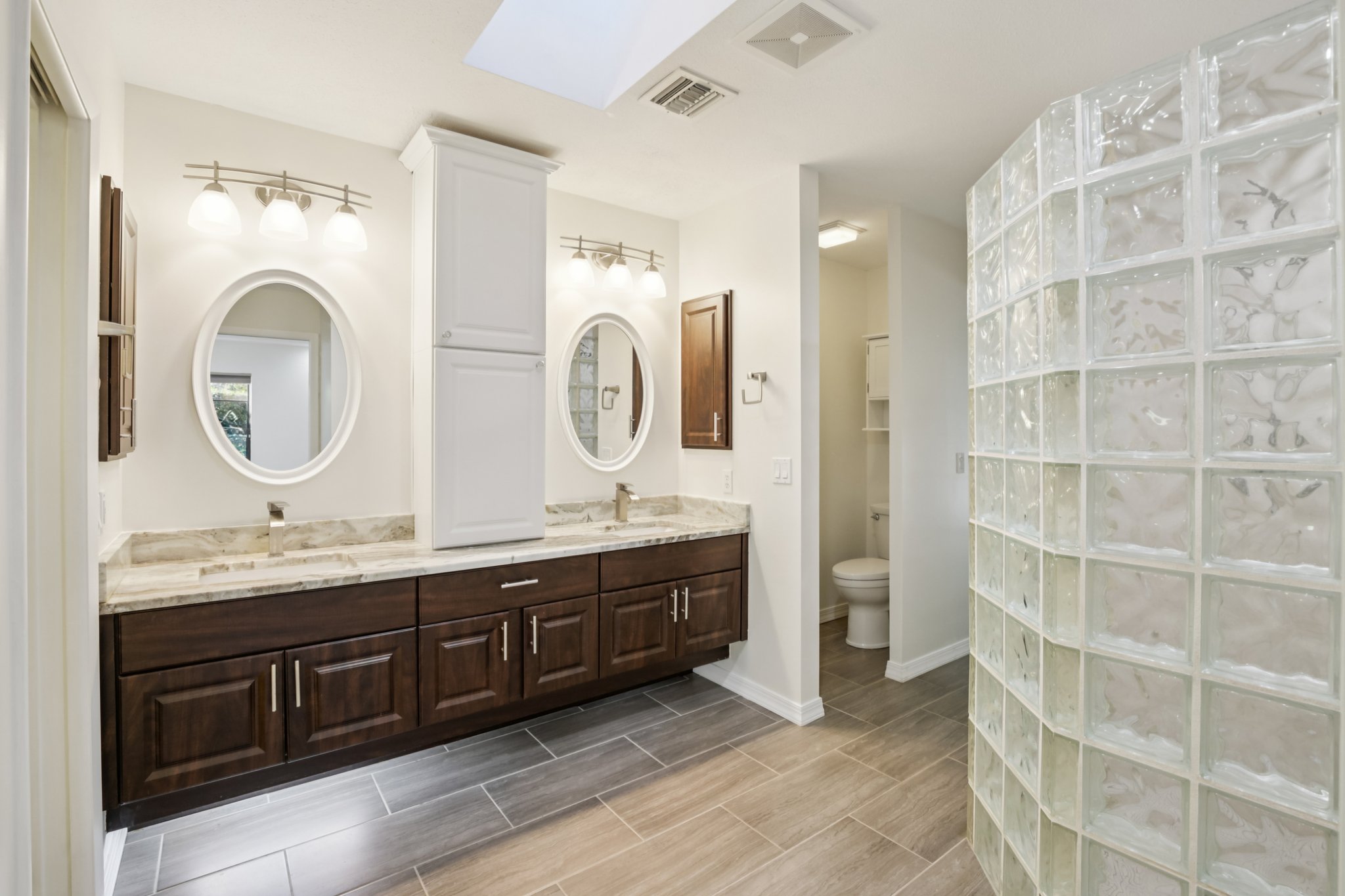 Southern Wood Dr-S2112-027.jpg