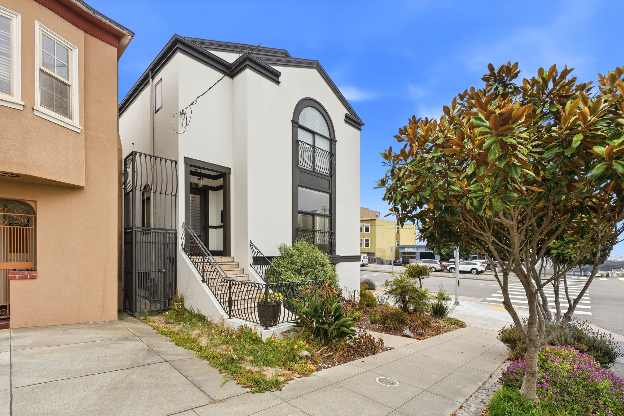 003_F8_496 38th Ave