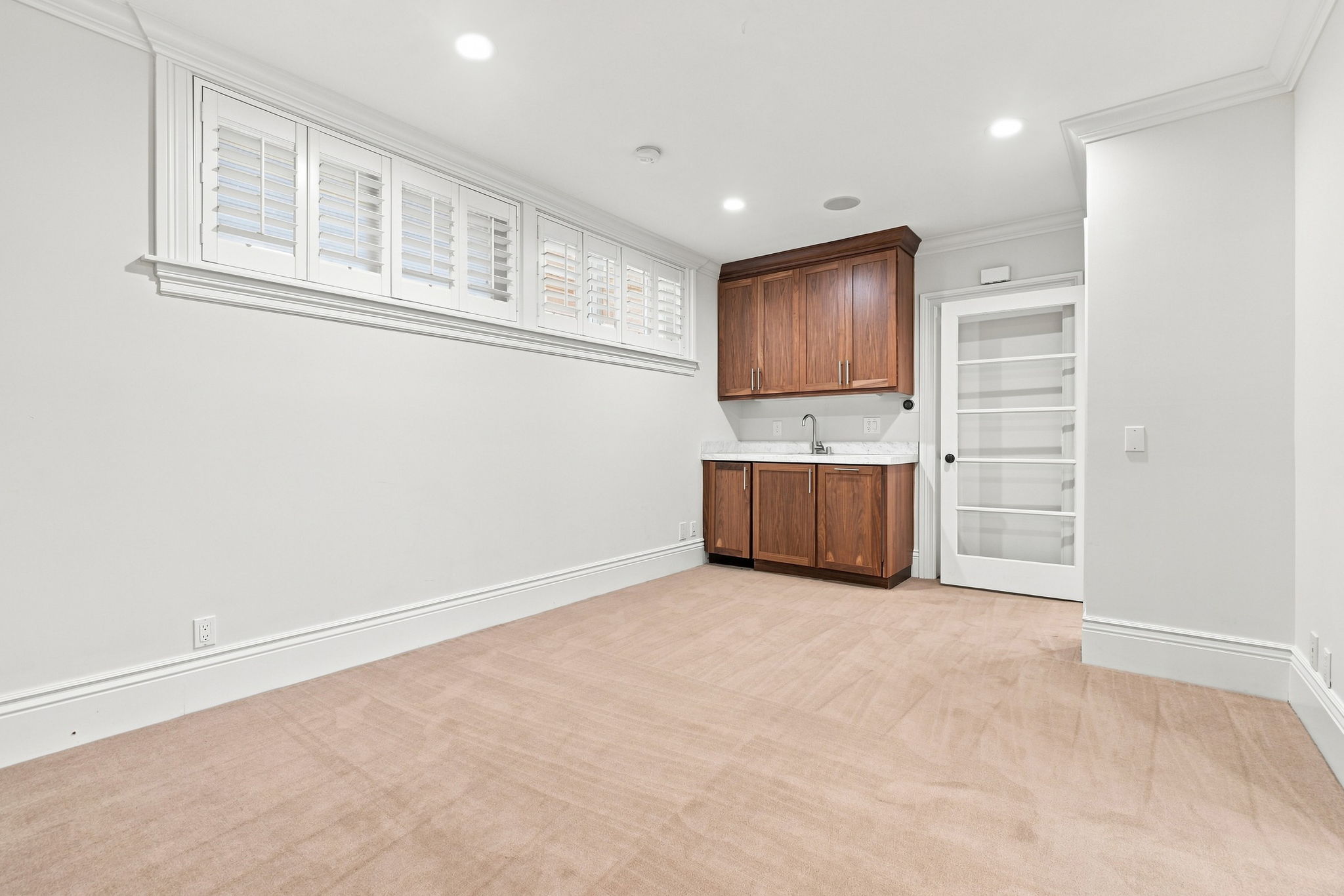 043_F8_496 38th Ave