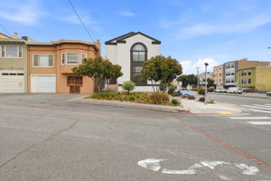 001_F8_496 38th Ave