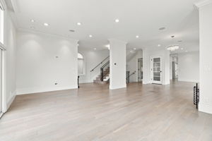 006_F8_496 38th Ave
