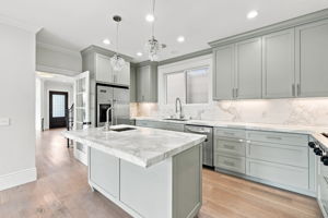 012_F8_496 38th Ave