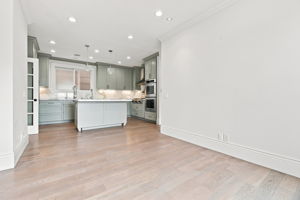 016_F8_496 38th Ave