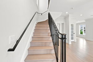 022_F8_496 38th Ave