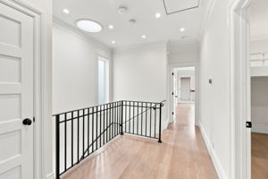 023_F8_496 38th Ave