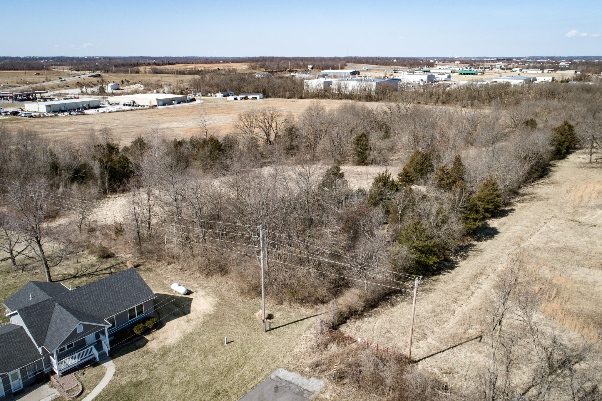 496 Weitkamp, Moscow Mills, MO 63362, USA