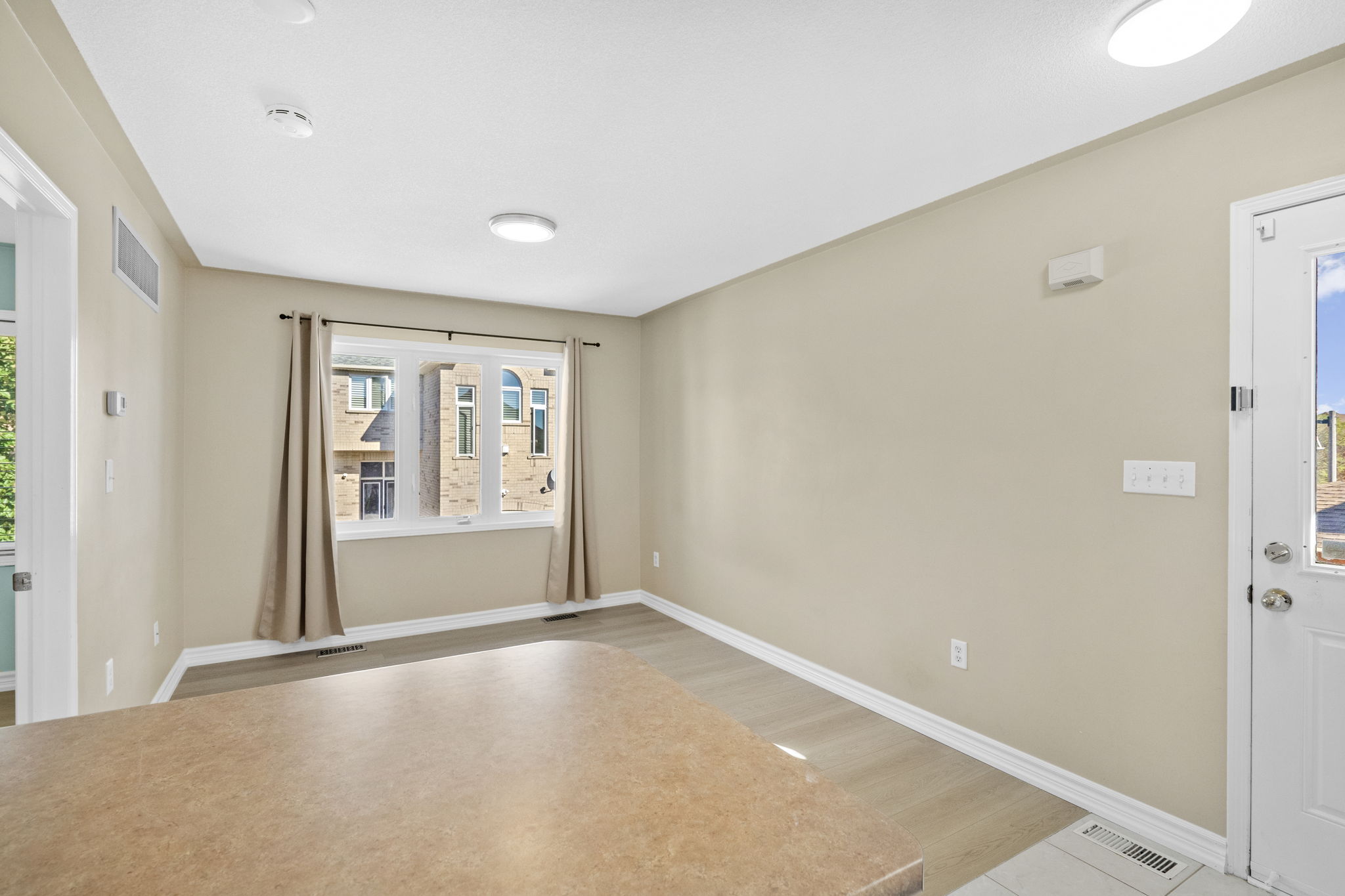 Living Room/Dining Room