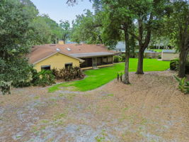Plenty of room for garden or RV/boat storage