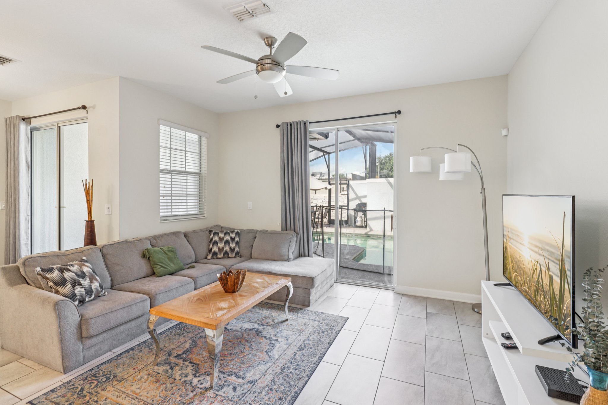Windermere Ave-S1508-008.jpg