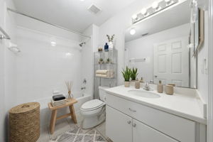  Photo 37