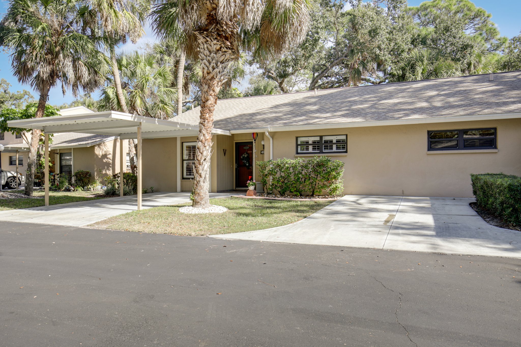 Village Garden Dr 141-S0901-002.jpg