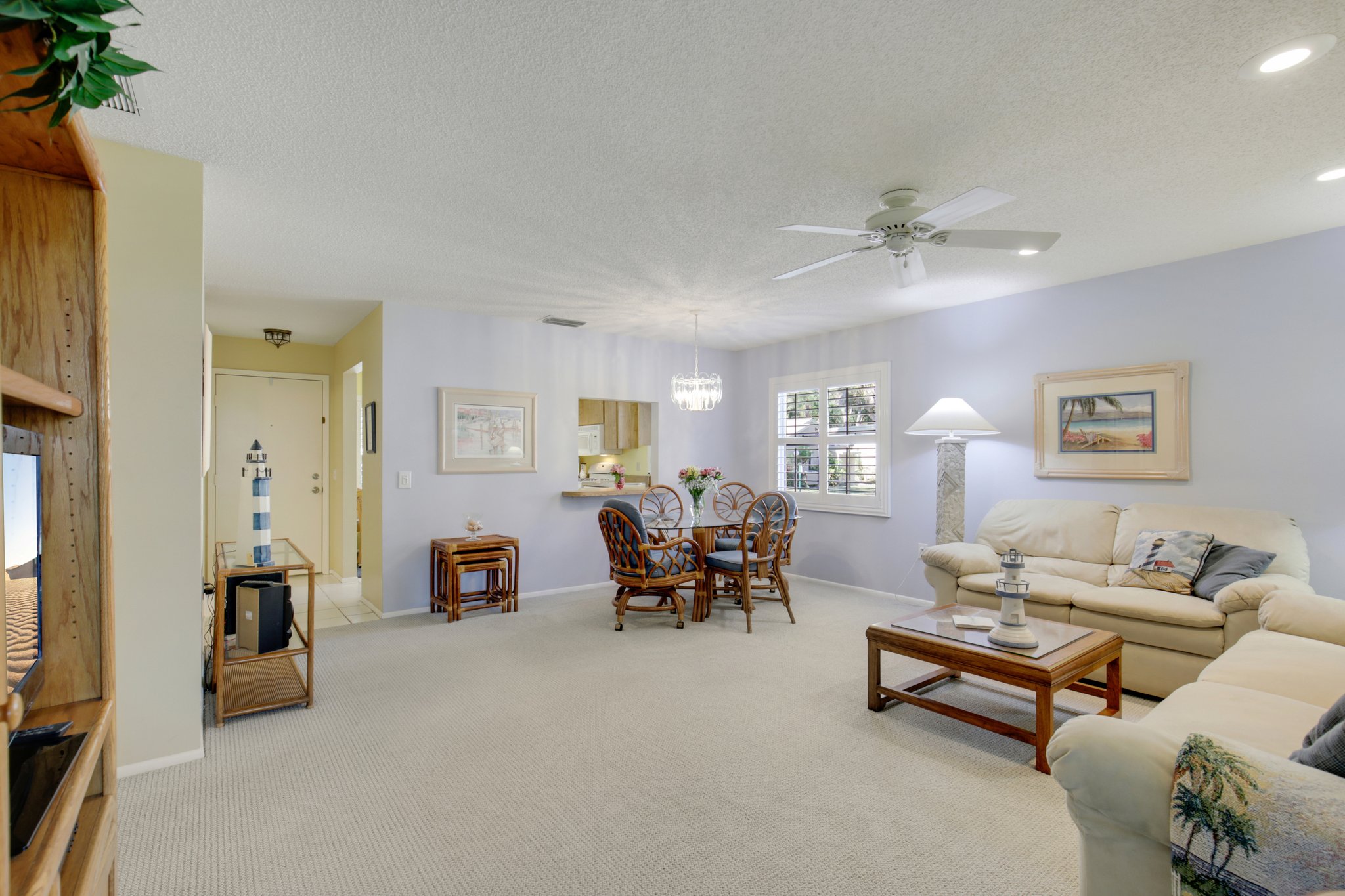 Village Garden Dr 141-S0901-006.jpg