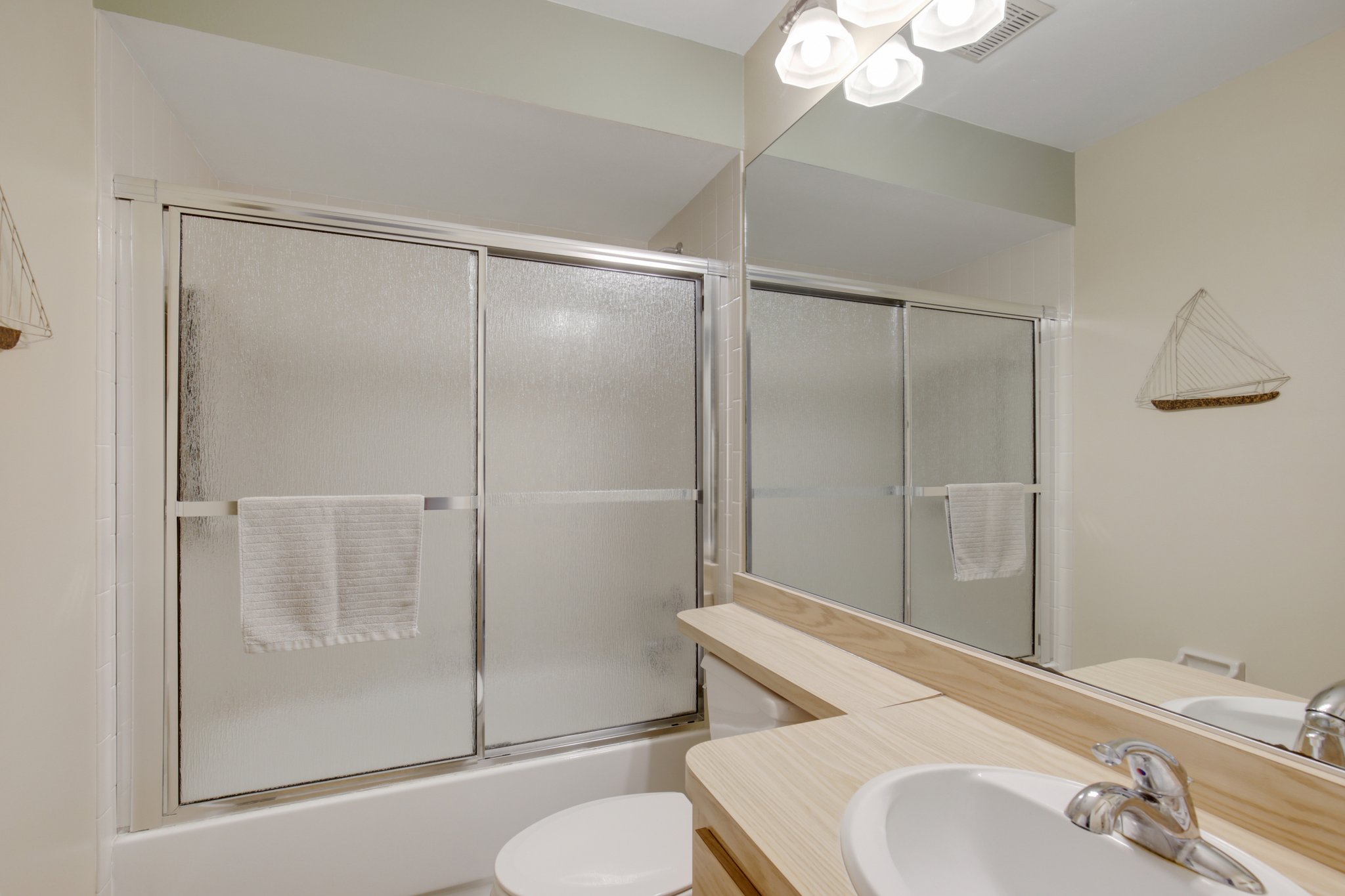 Village Garden Dr 141-S0901-013.jpg