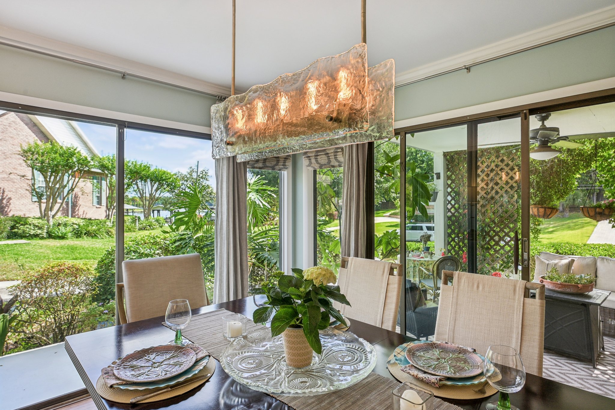 Empire Ave-0105-010.jpg