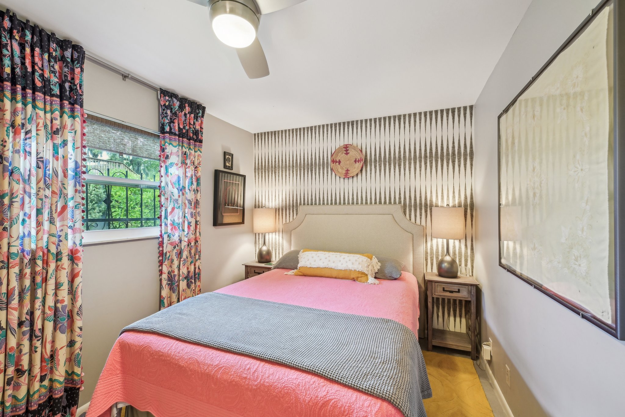 Empire Ave-0105-026.jpg