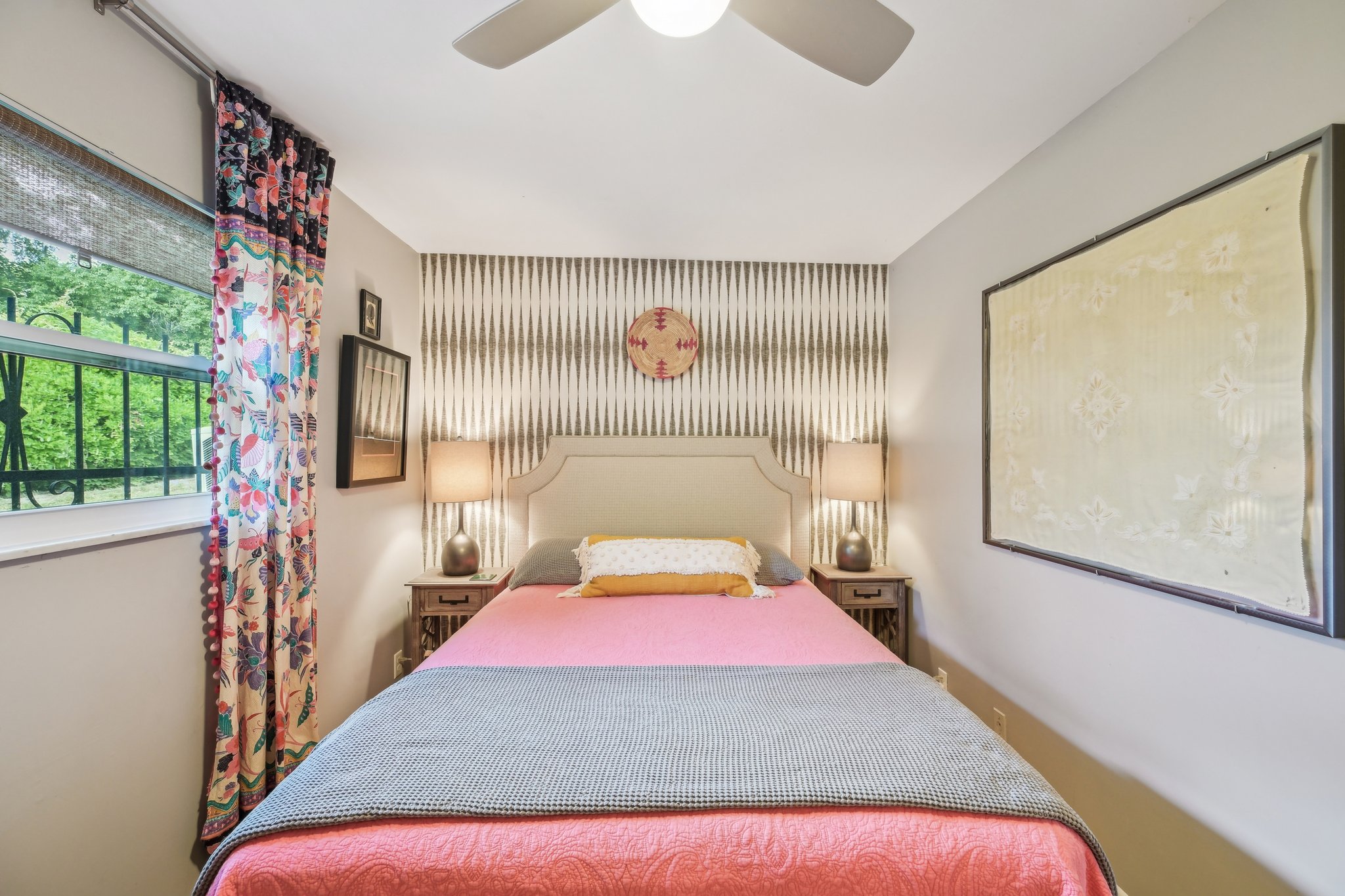 Empire Ave-0105-027.jpg