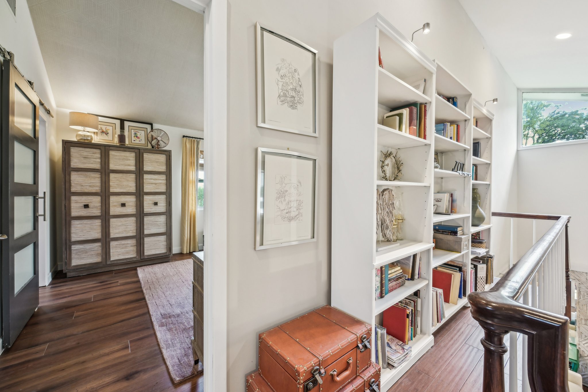 Empire Ave-0105-040.jpg