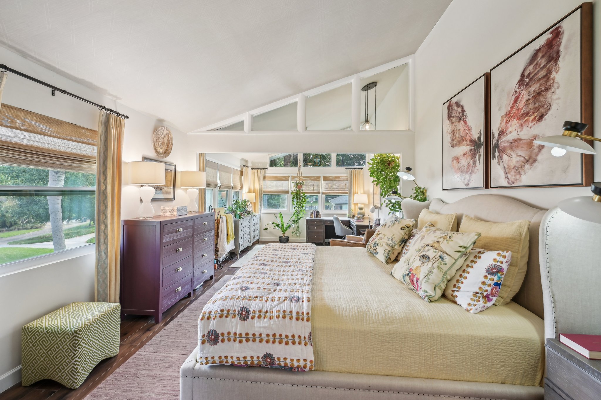 Empire Ave-0105-041.jpg